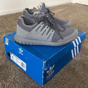 Adidas Tubular Radial